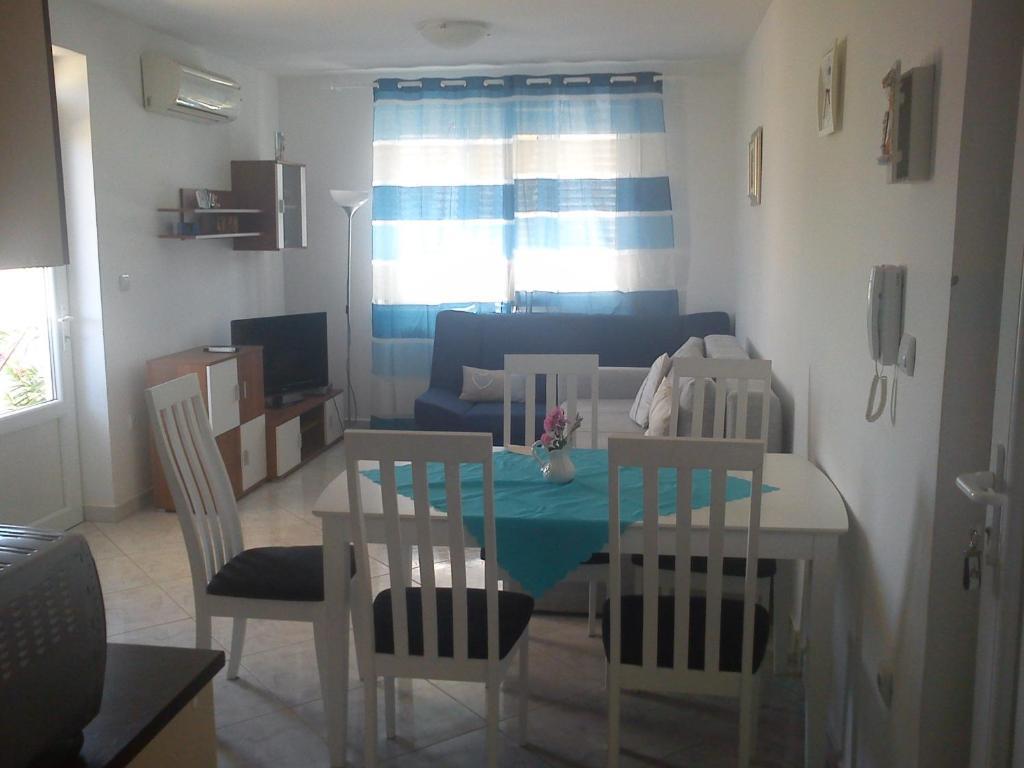 Apartments Diva Novalja Oda fotoğraf