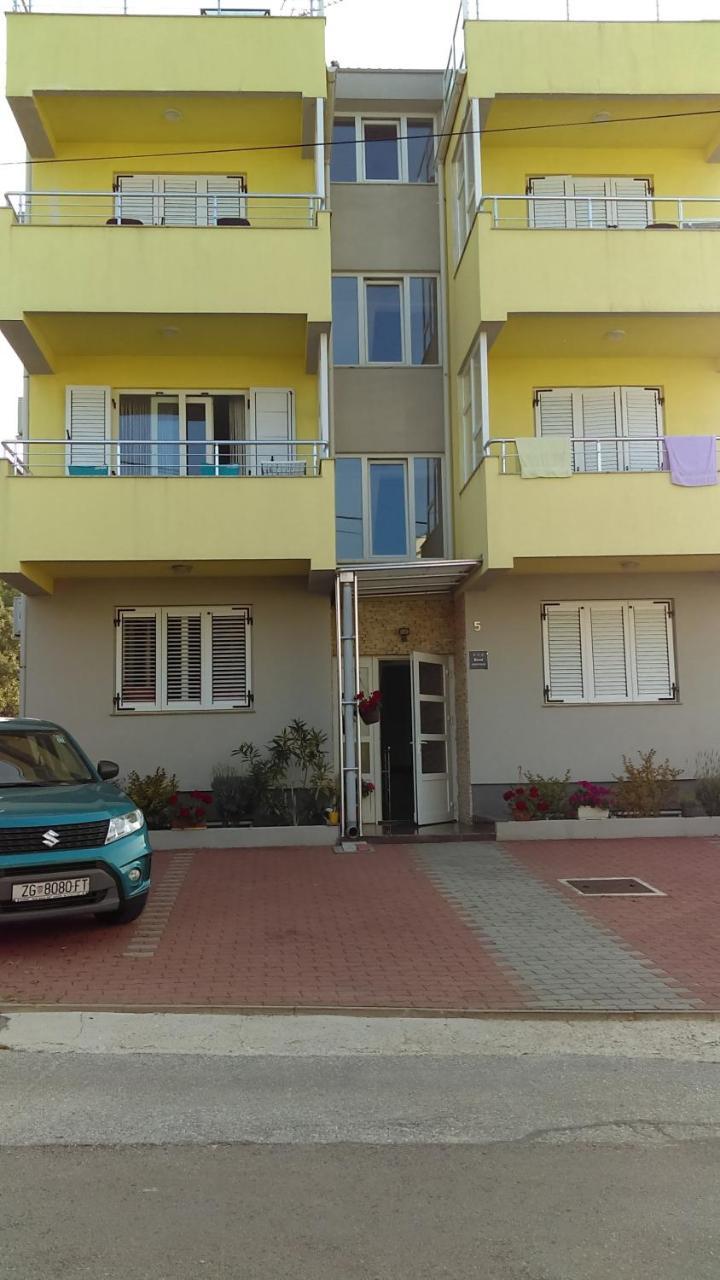 Apartments Diva Novalja Dış mekan fotoğraf