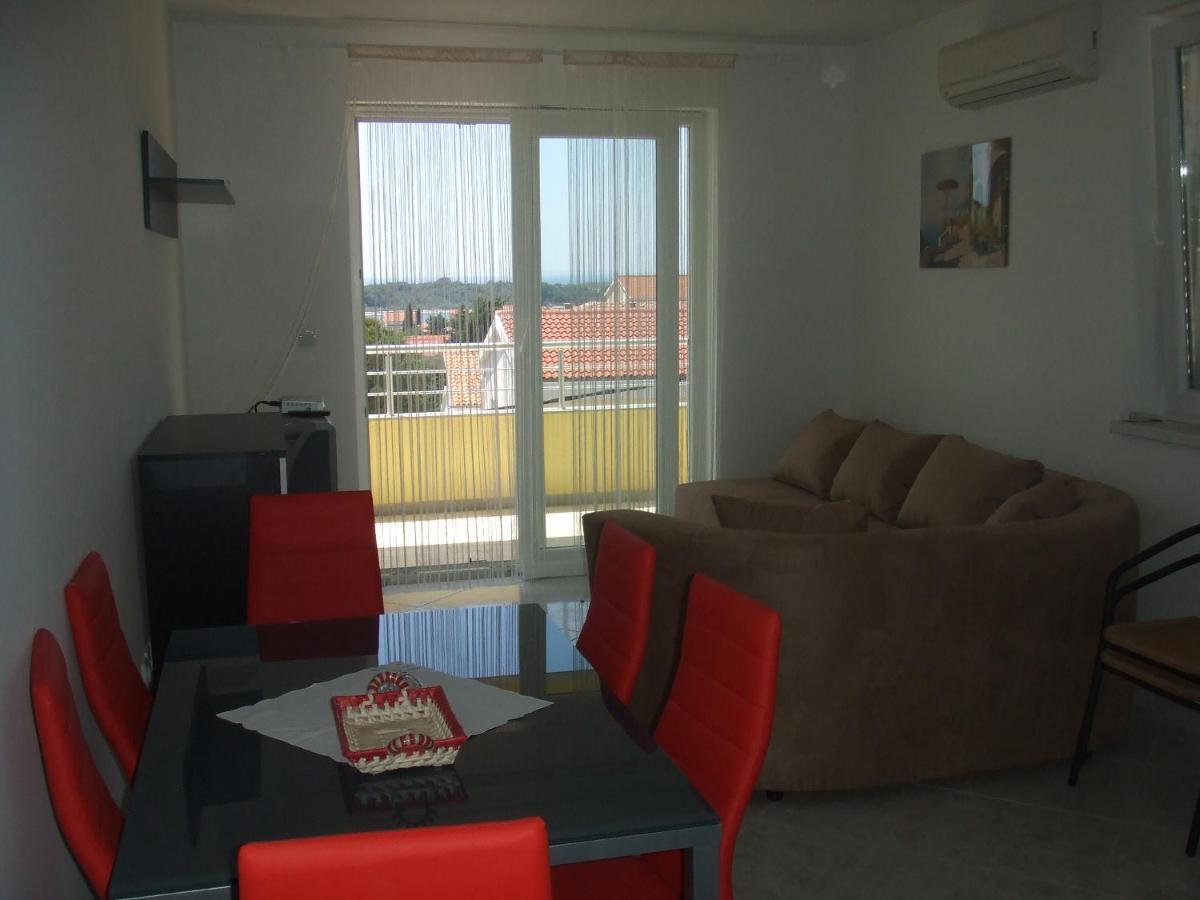 Apartments Diva Novalja Oda fotoğraf